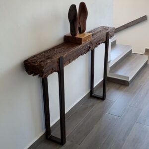 Mesa de arrimo alta roble y hierro