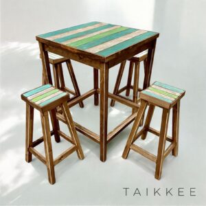 conjunto mesa más 4 taburetes terraza